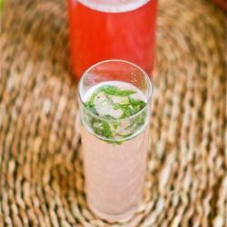 Rhubarb Lemonade