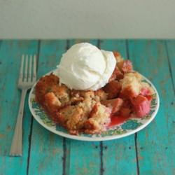 Honey Rhubarb Brown Betty