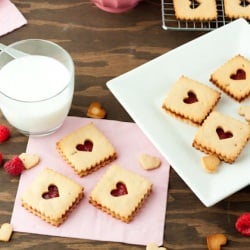 Raspberry Linzer Cookies