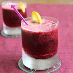 Blueberry sparkling lemonade