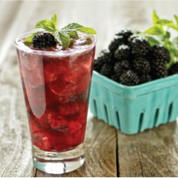Cardamom Berry Smash