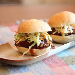 Slow Cooker Brisket Sliders