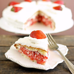 French Strawberry Cake