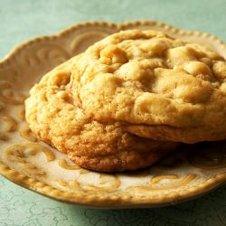 White Choc Macadamia Nut Cookies