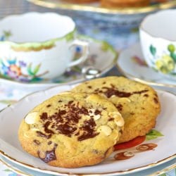 Two-Chocolates Chocolate Cookies