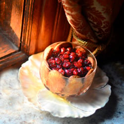 Verdi Cream with Cherries