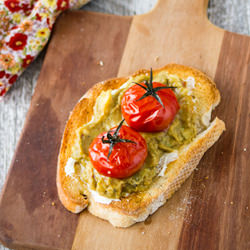 Guacamole Bruschetta