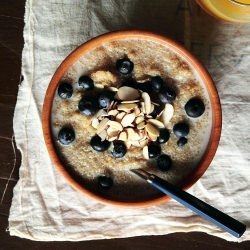 Blueberry Breakfast Quinoa