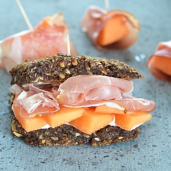 Sandwich with Serrano and Melon