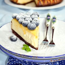 Cheesecake with Blueberries