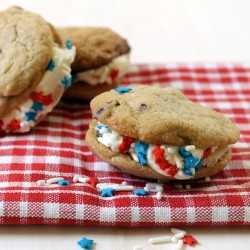 cookie ice cream sandwich