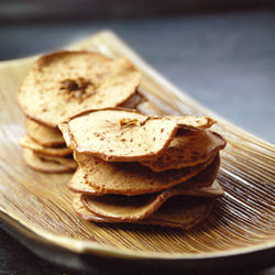 Homemade Raw Apple Chips