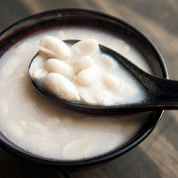 Chinese Sweet Peanut Soup