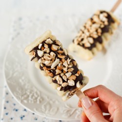 Raisin Cake Covered with Chocolate
