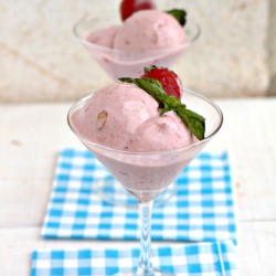 Strawberry, Basil & Almond IceCream