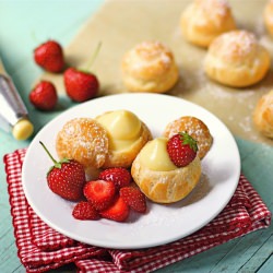 Cream Puffs & Vanilla Pastry Cream