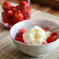 Lemon honey ice cream