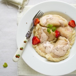 Dumplings with Strawberry-Ricotta
