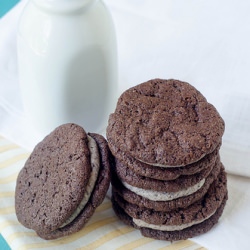 Oreos w/ Cookies & Cream Filling