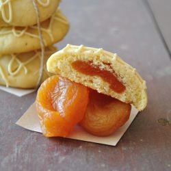 Apricot Stuffed Cookies