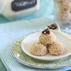 Coconut Almond Macaroons