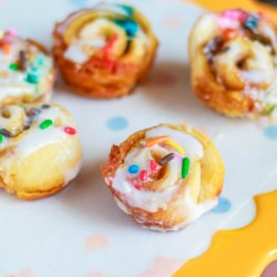 Cake Batter Cinnamon Buns