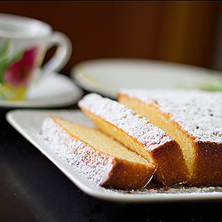Almond-Lemon Tea Cake
