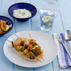 Chicken souvlaki, tzaziki & pitta