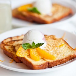 French Toast with Ice Cream