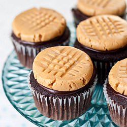 Peanut Butter Cookie Cupcakes