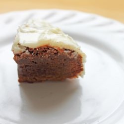 Red Velvet Brownie Cake