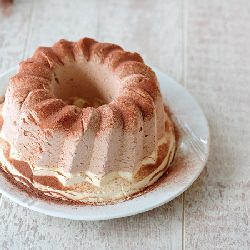 Chocolate-Vanilla Frozen Cake