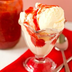 Strawberry Ice Cream Topping