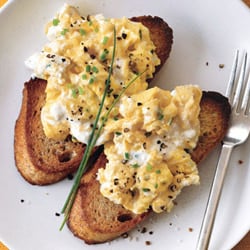 5 Common Scrambled Eggs Mistakes