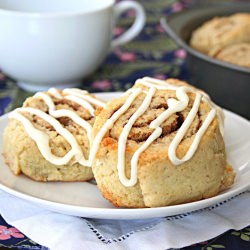 Almond Flour Cinnamon Rolls