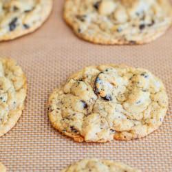 Oreo Cheesecake Cookies