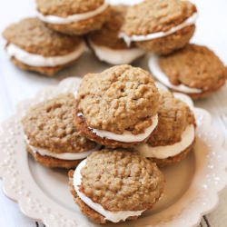 Oatmeal Creme Pies