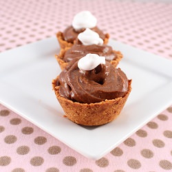Mini Chocolate Cream Tarts