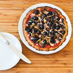 Cauliflower-Crust Vegetarian Pizza
