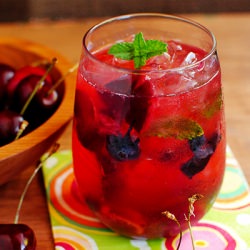 Skinny Cherry Berry Smash