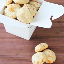 Cheddar Garlic Dog Biscuits