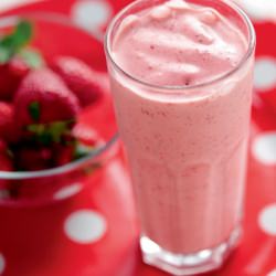 Easy Strawberry Smoothie