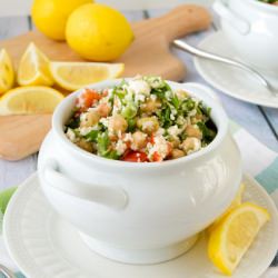Grain-free Tabbouleh with Chickpeas