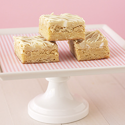 White Chocolate Macadamia Blondies