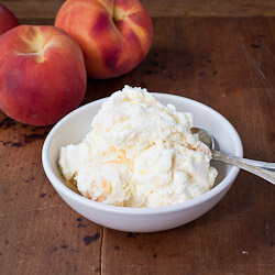 cinnamon peach ice cream