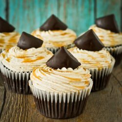 Caramel Brownie Cupcakes