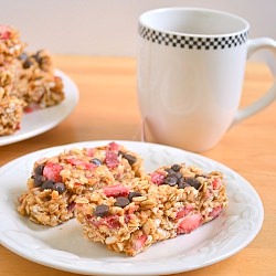 Strawberry Freezer Granola Bars