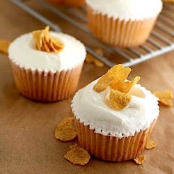 Cereal Milk Cupcakes