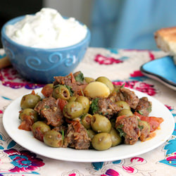 Beef w/ Garlic and Olives
