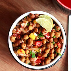 kala chana chaat